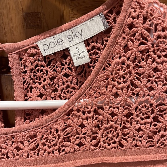 Pale Sky Top - Picture 2 of 5